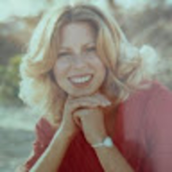 Meet your Posher, Cindy - Picture 1 of 1